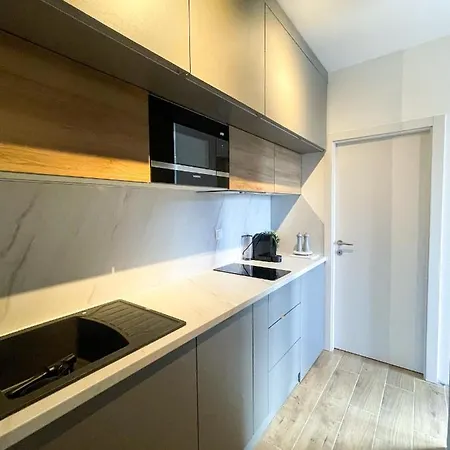 Nivalis Hill 21 アパート ヤホリナ